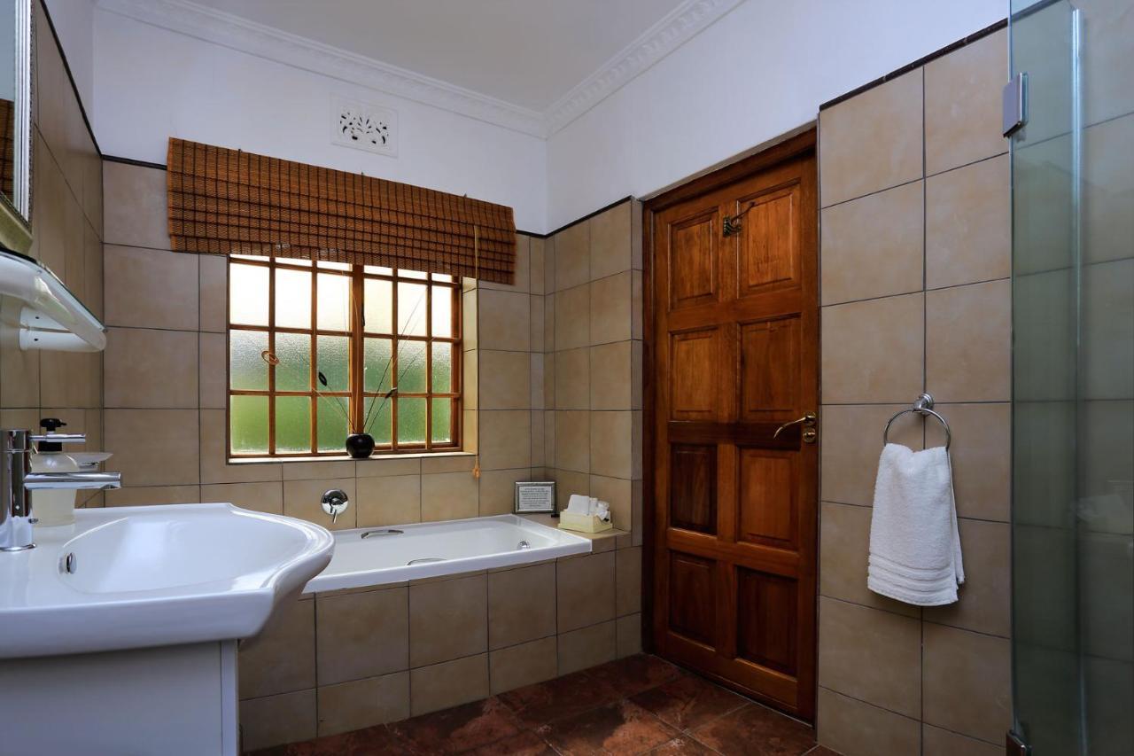 Superior Double or Twin Room with Pool View
