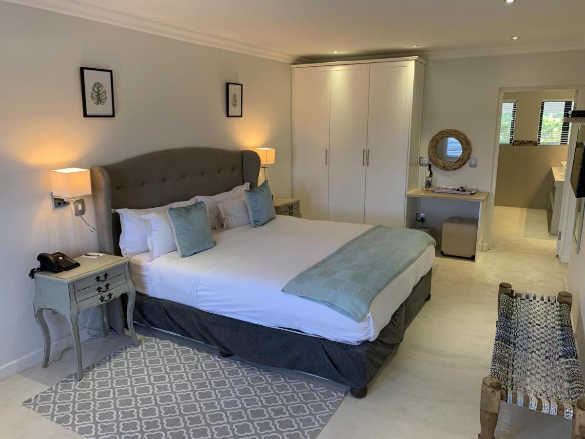 Courtyard Suite