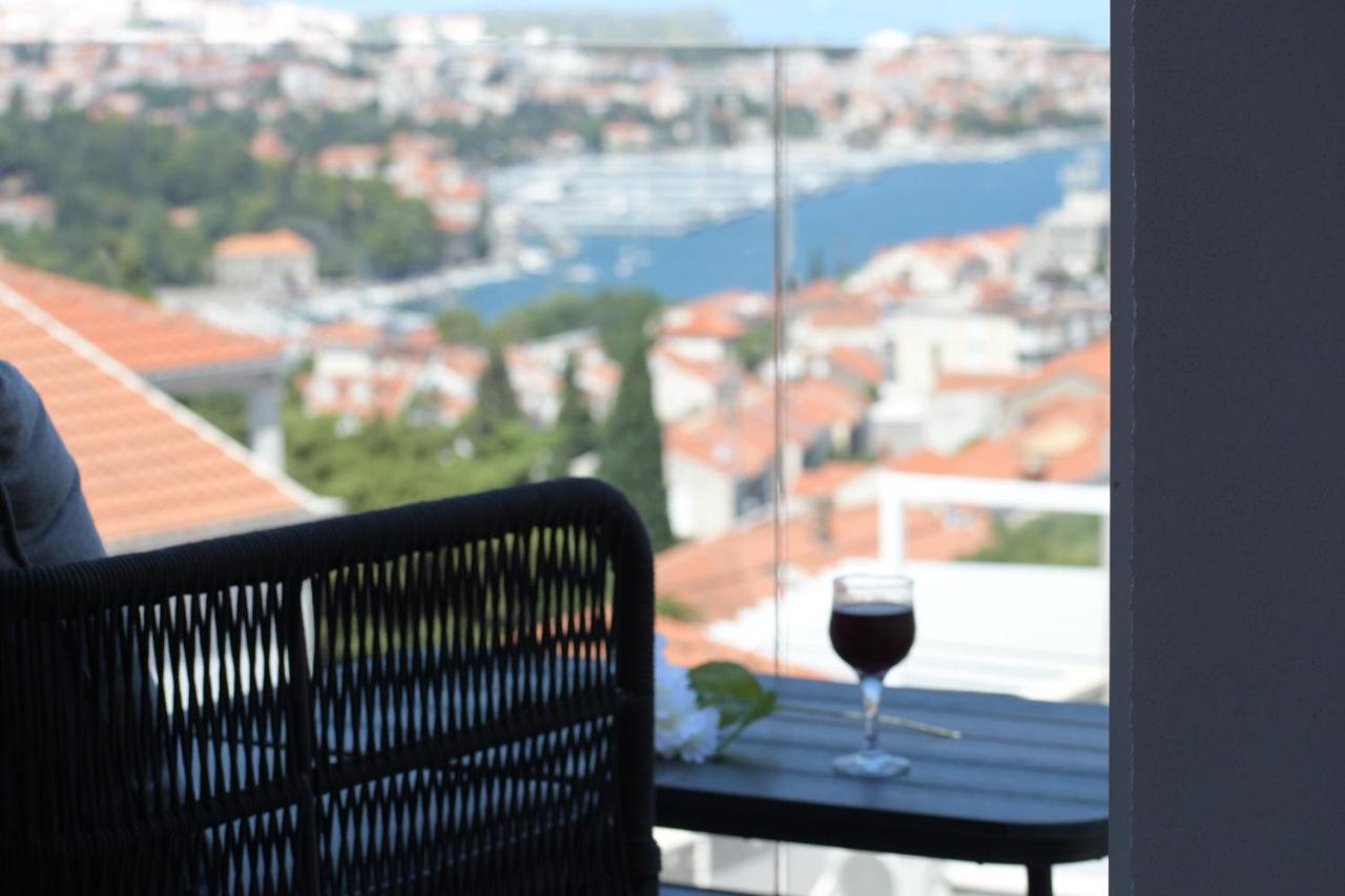 Superior Double Room with Balcony  and Sea View