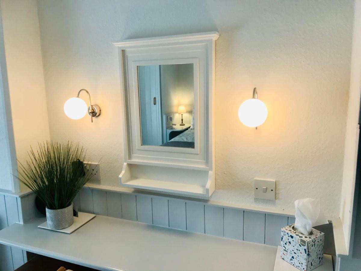 Double Room,1077983272:JPEG