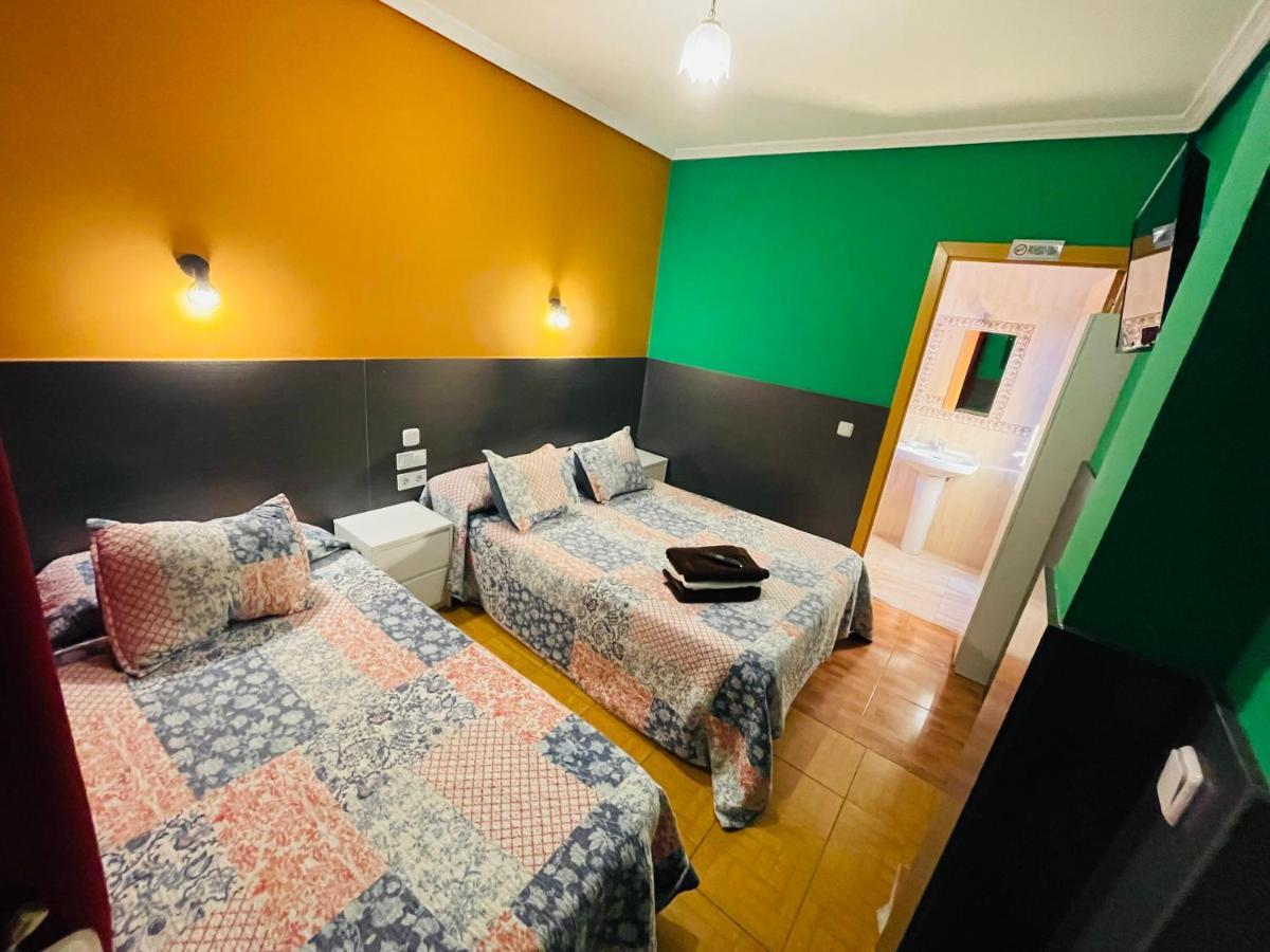 Triple Room with Private Bathroom