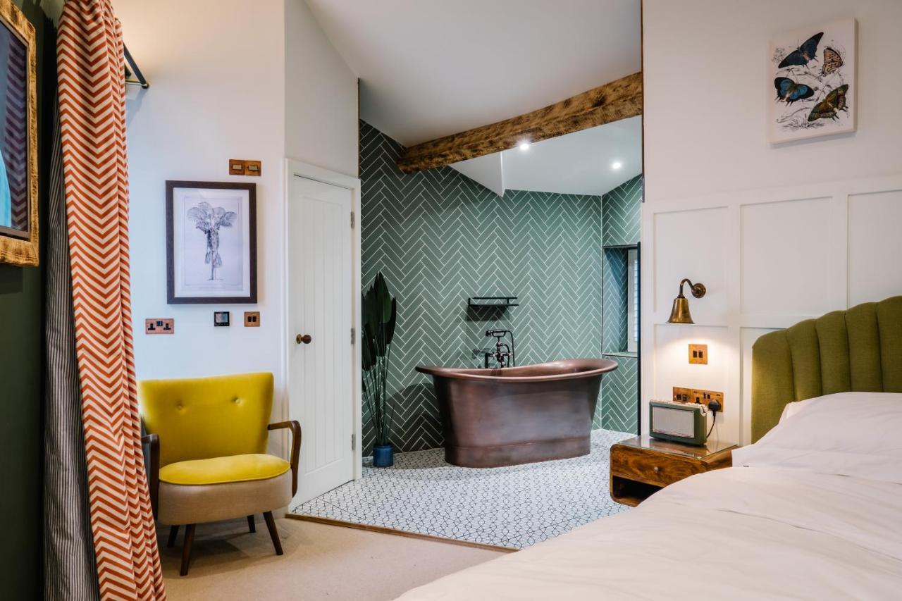 Superior King Suite with bath