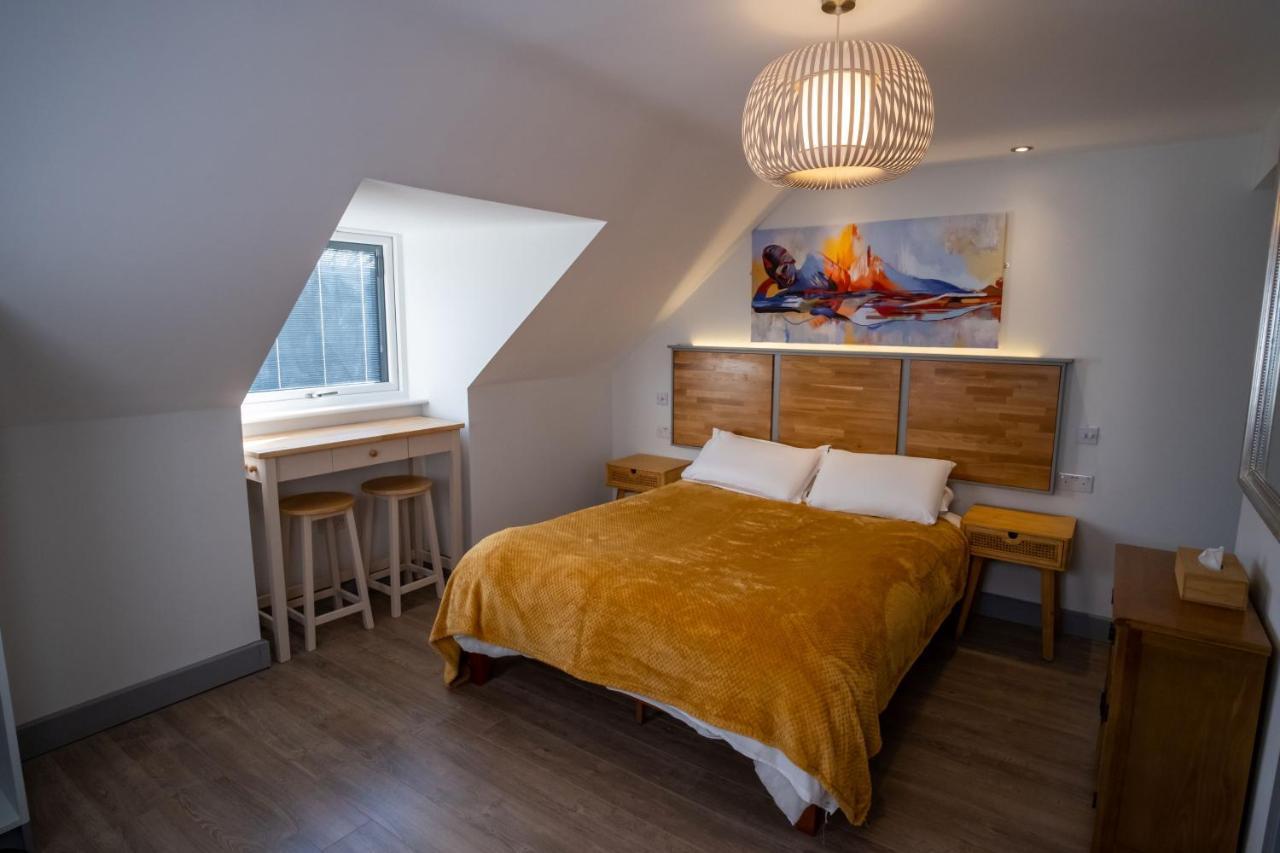 Double Room,1186129198:JPEG