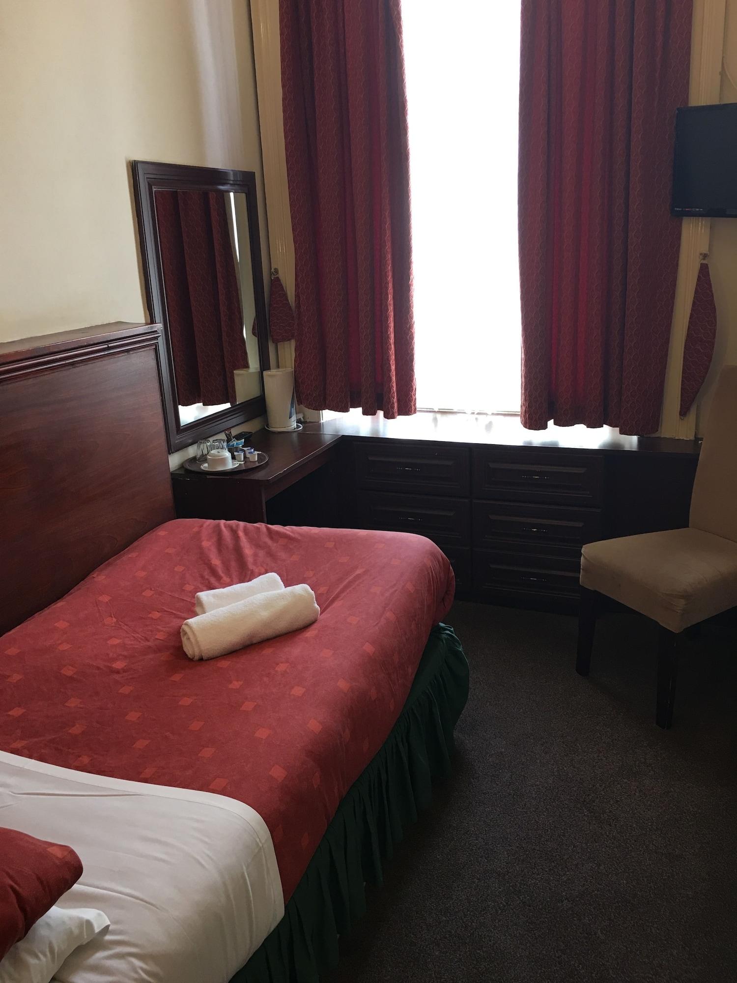 Single Room with Private Bathroom