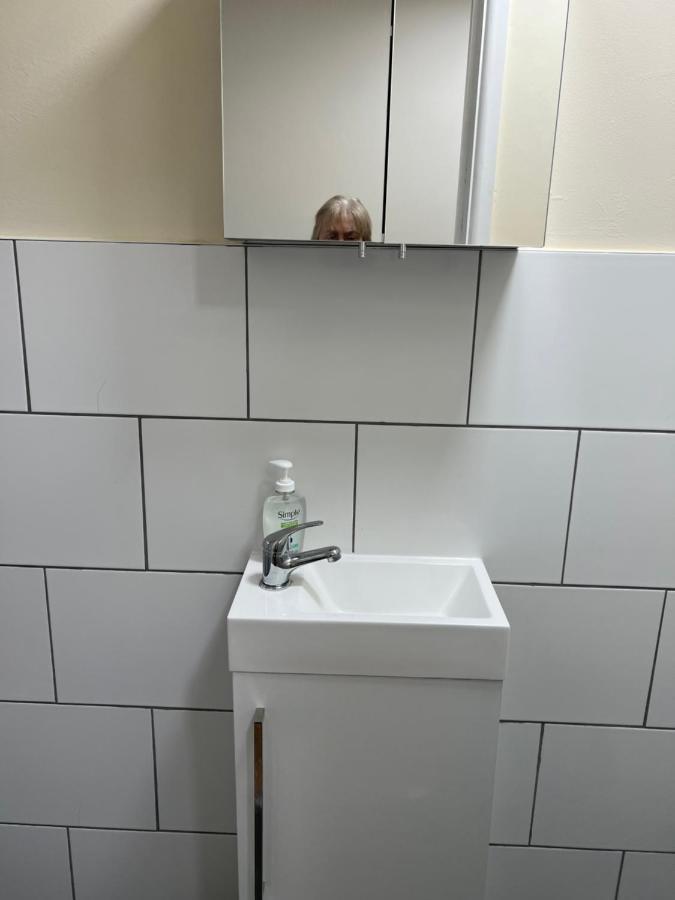 Deluxe Double Room with Shower