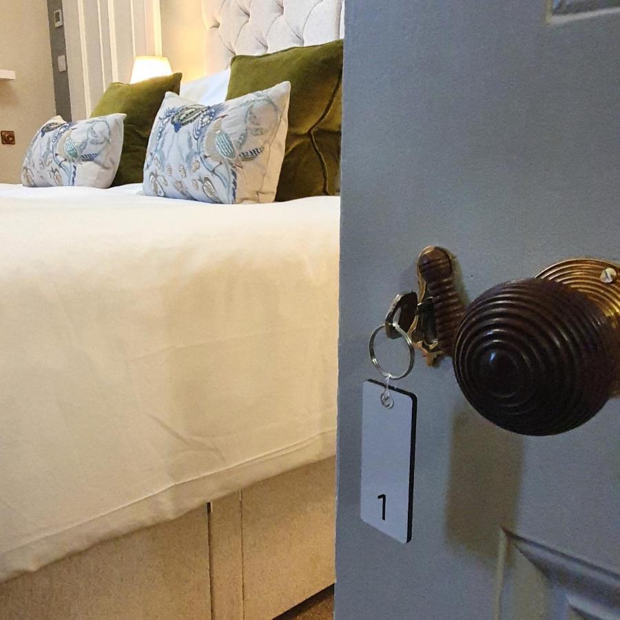 Deluxe Double Room with Shower