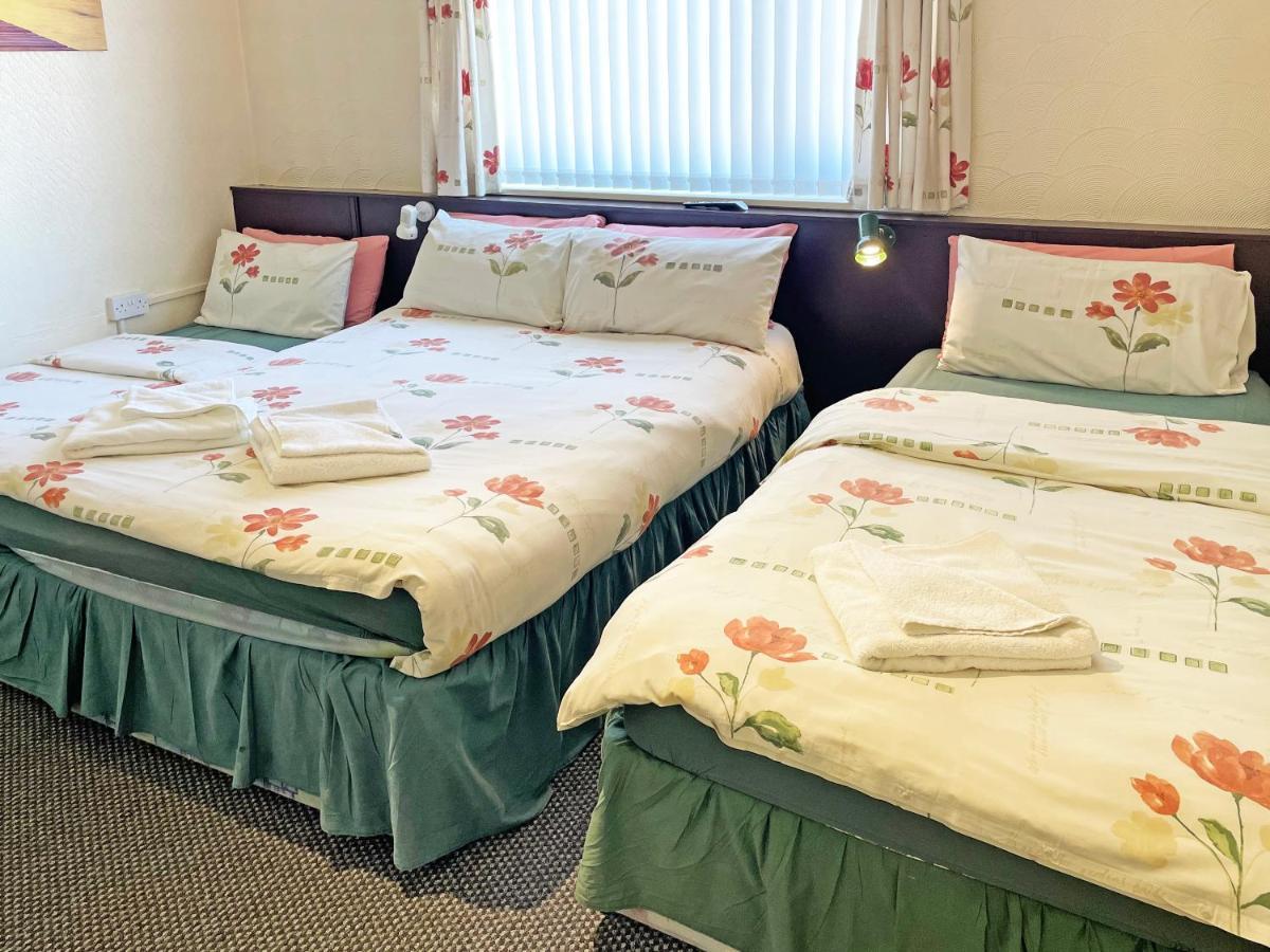 Family Room (4 Adults)