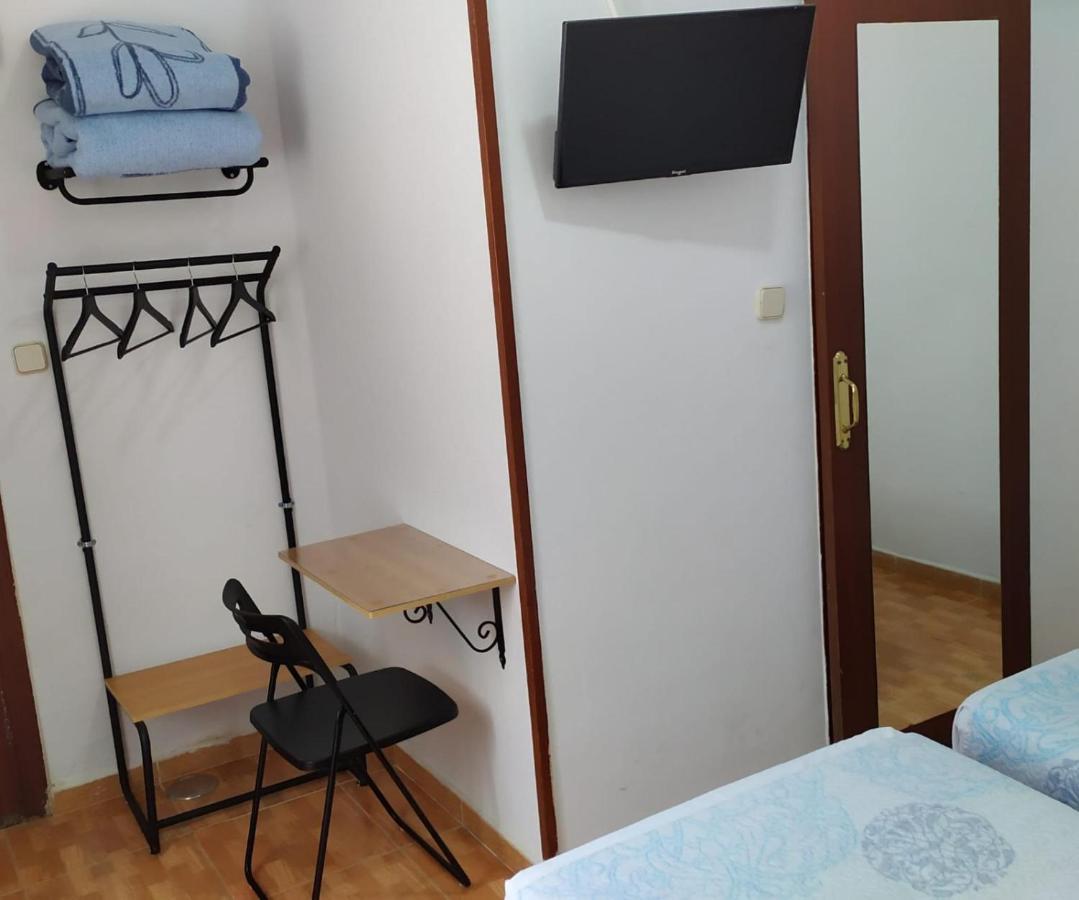 Twin Room with Private Bathroom - Non Smoking