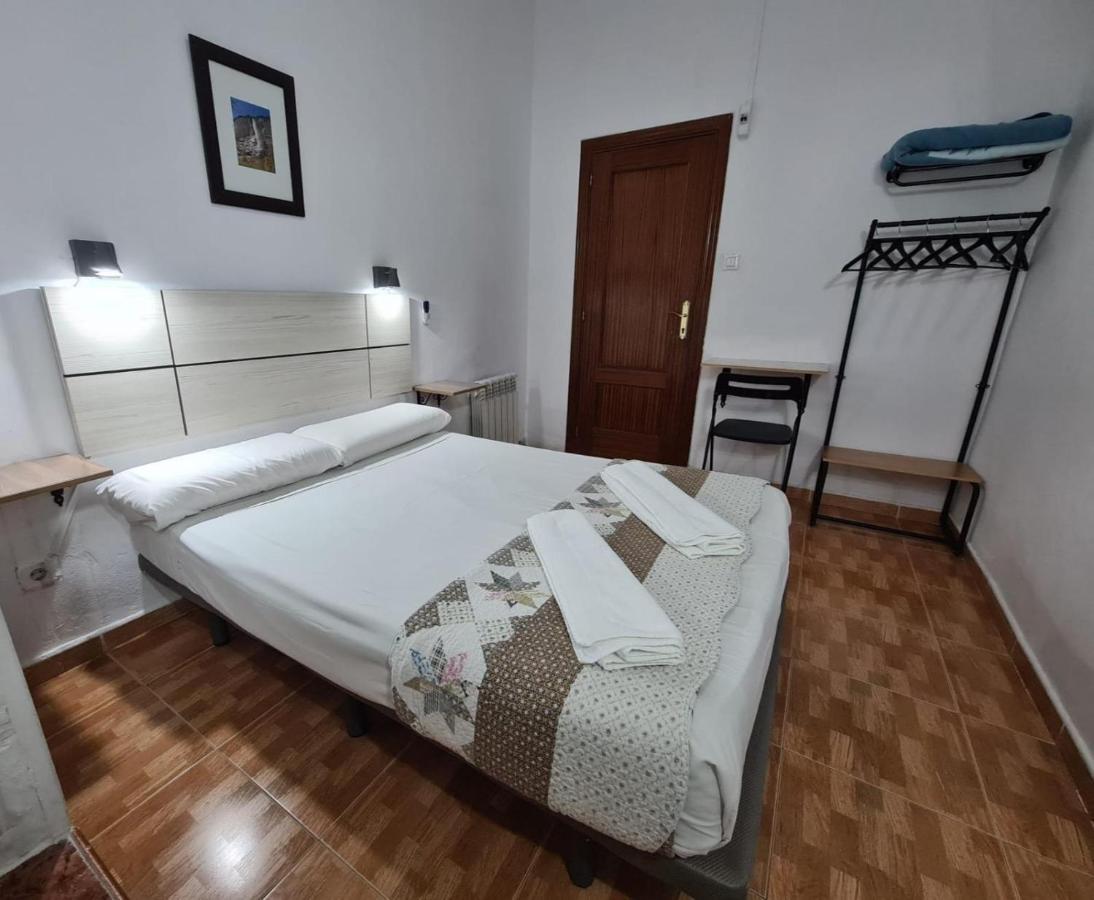 Double Room with Private Bathroom - Non Smoking