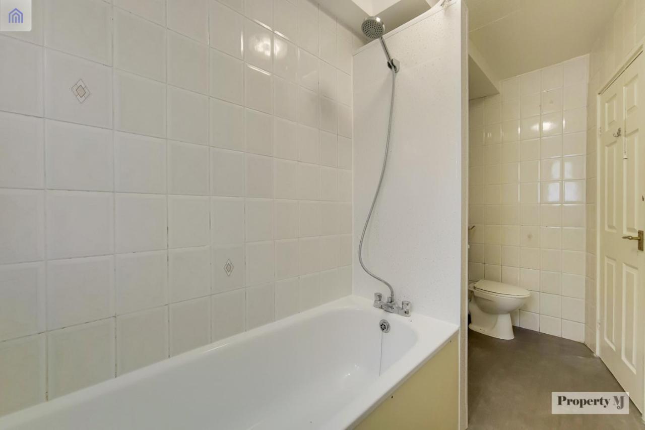 Standard Single Room with Shower