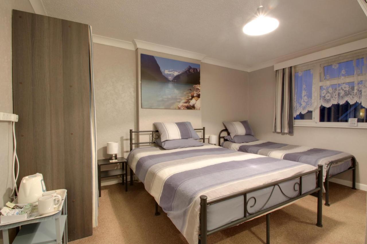 Twin Room - En Suite