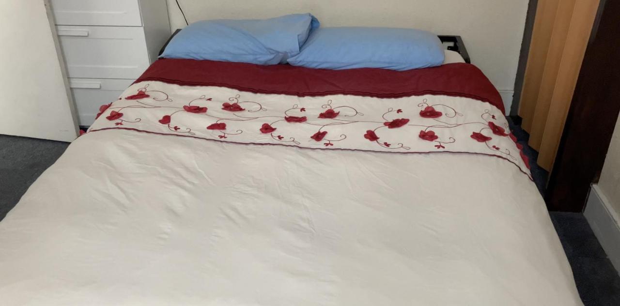 Deluxe Double Room,1366360193:JPEG