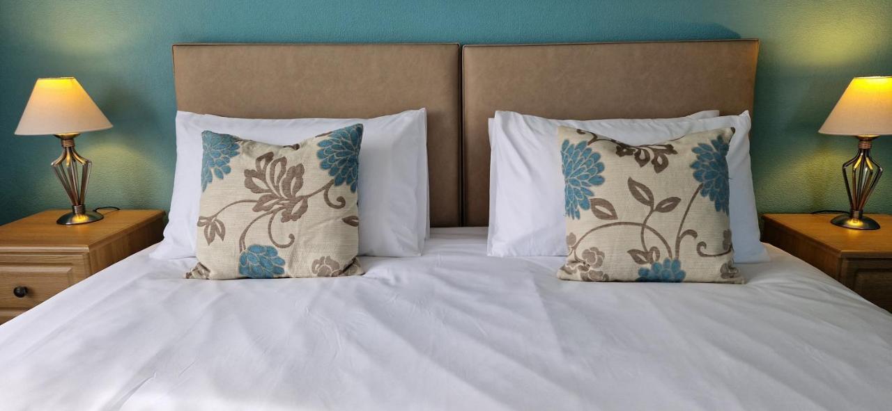Deluxe Double or Twin Room (Ground Floor)