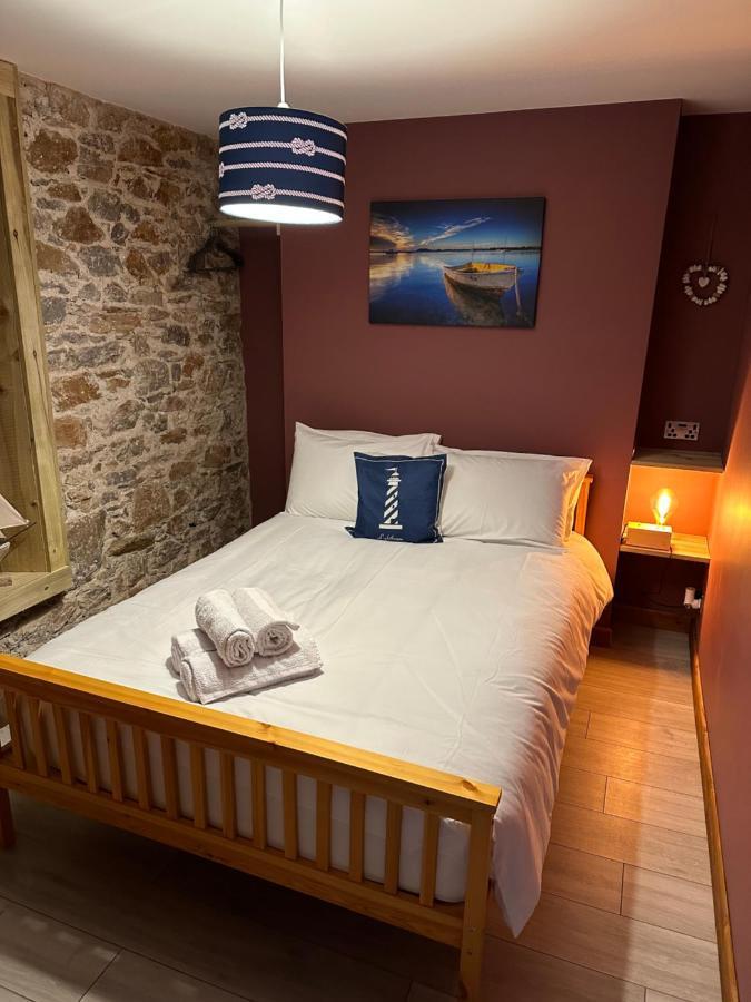 Double Room,1380368015:JPEG
