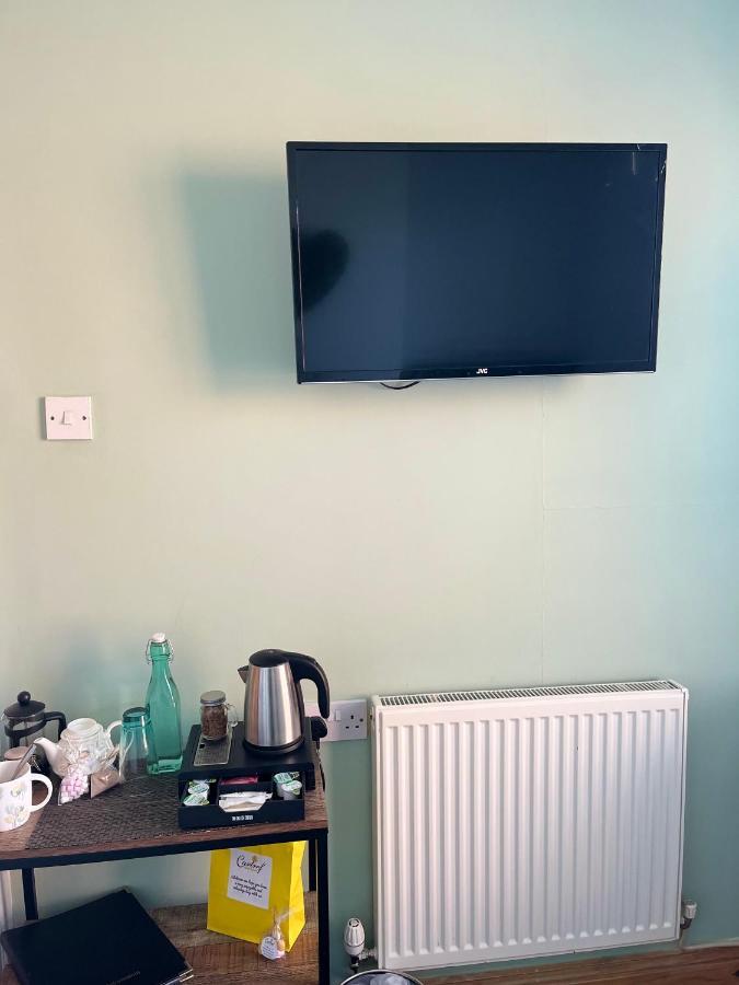 Budget Single Room,1381909289:JPEG