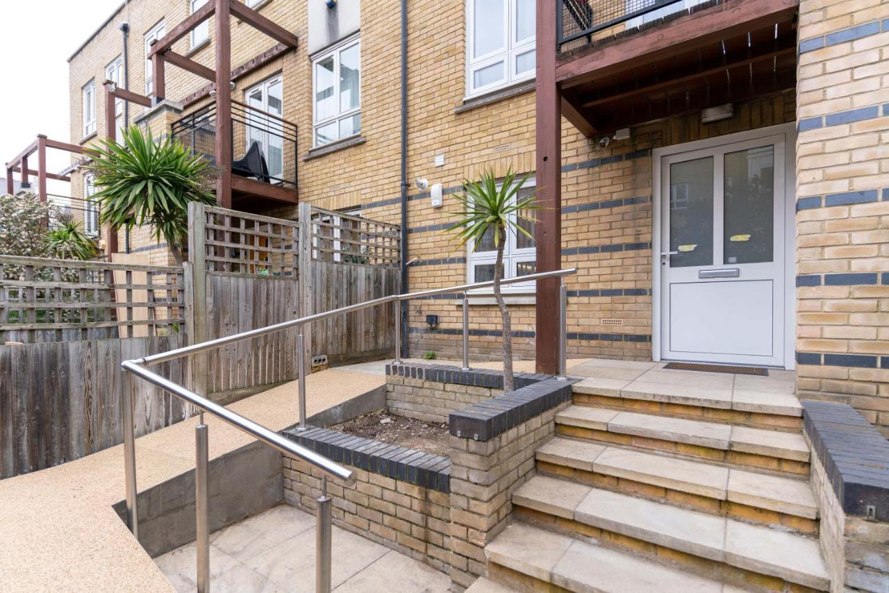 Studio with Balcony