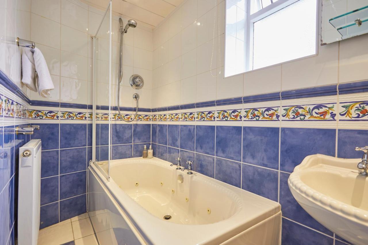 Superior Double Room (Pet Friendly),1658071359:JPEG