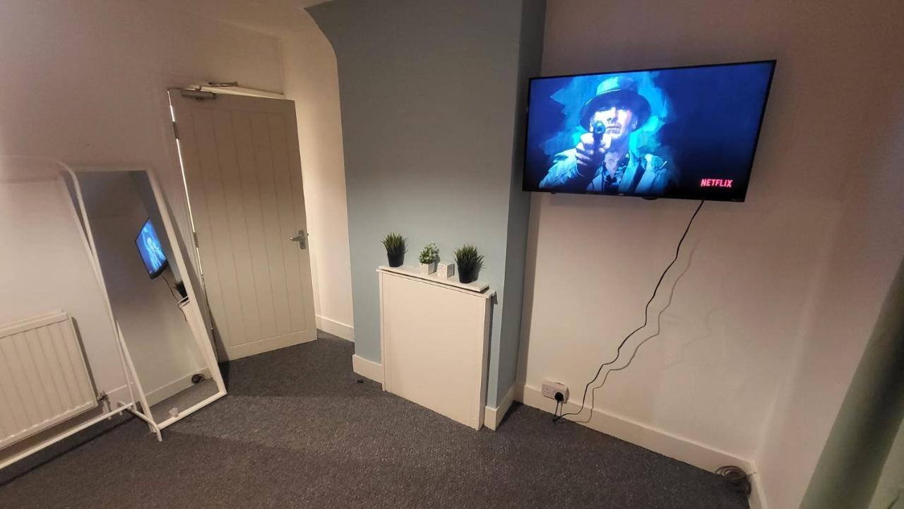 Deluxe Double Room (2 Adults + 1 Child)