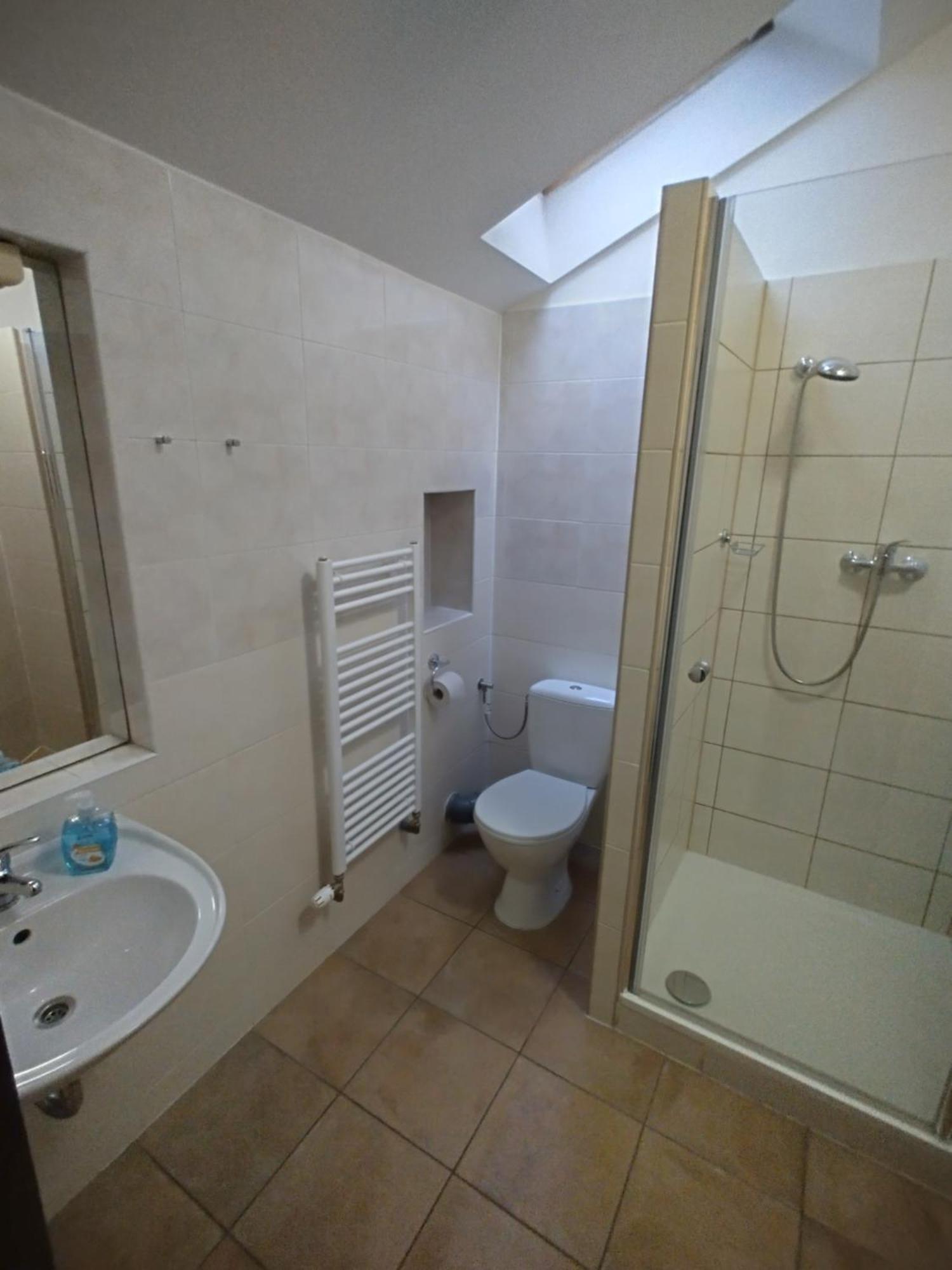 Triple Room with Private External Bathroom