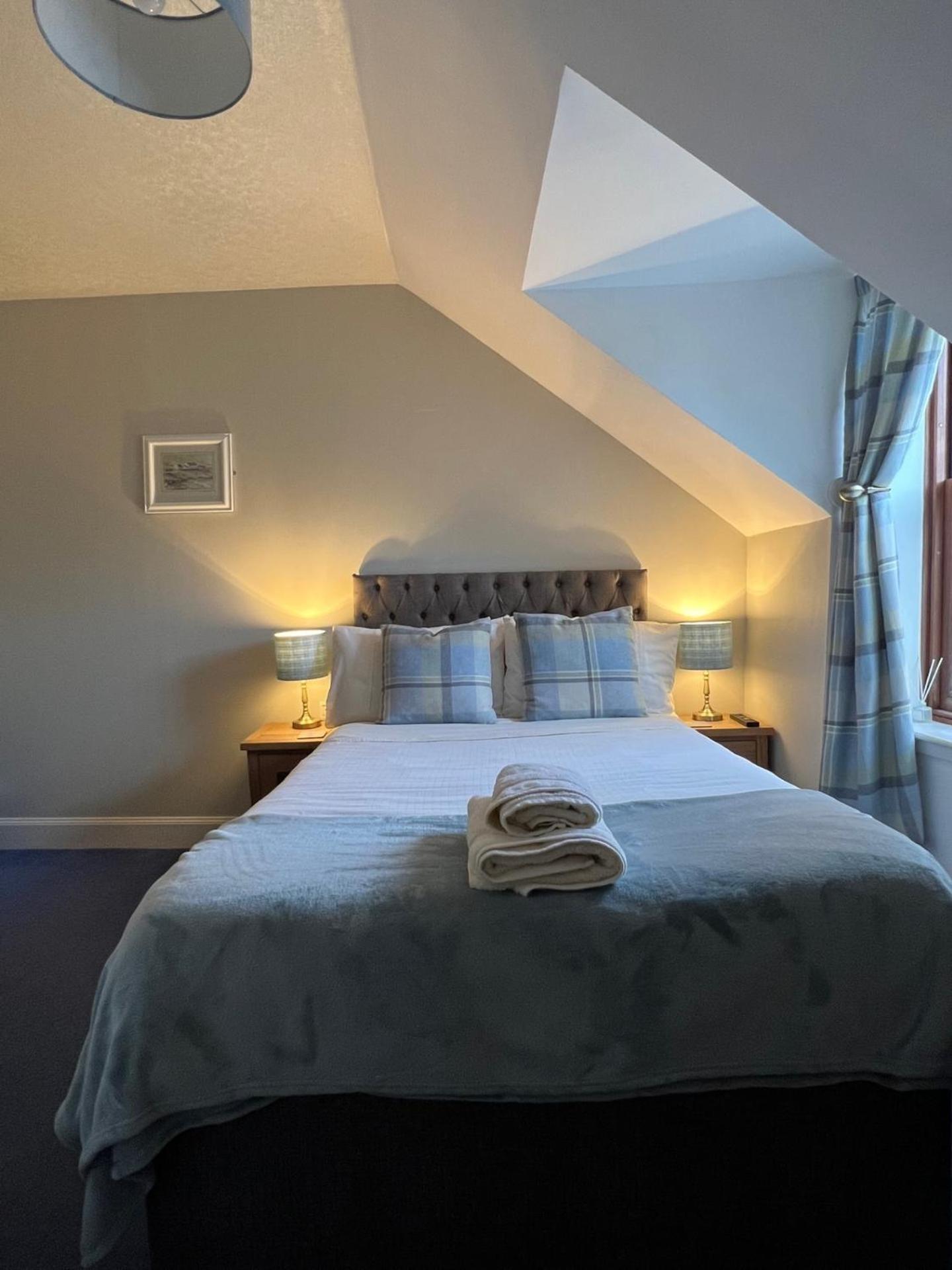 Standard Double Room,1507197652:JPEG