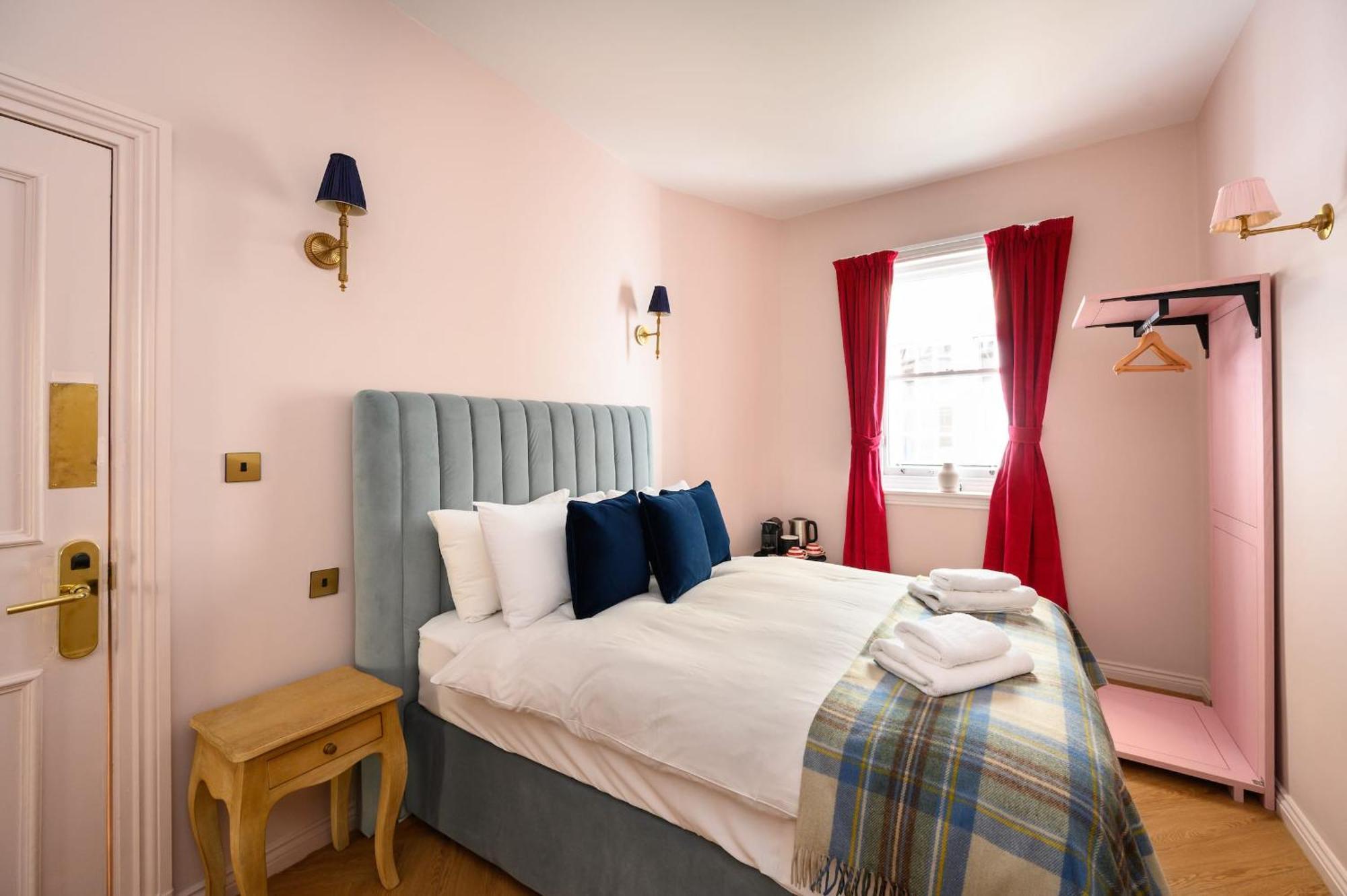 Double Room (Ground Floor)