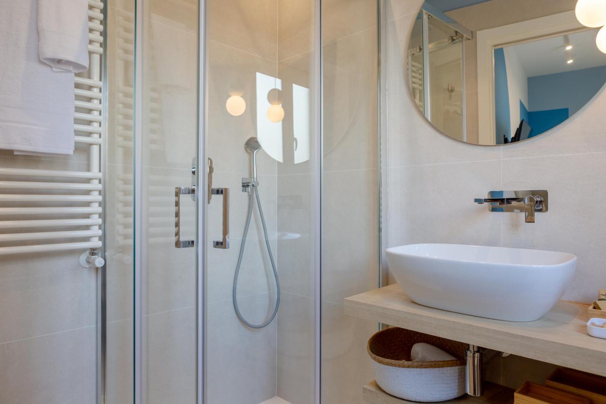 Single Room with Private Bathroom