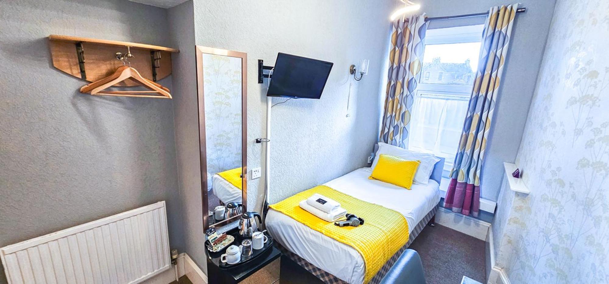Budget Single Room