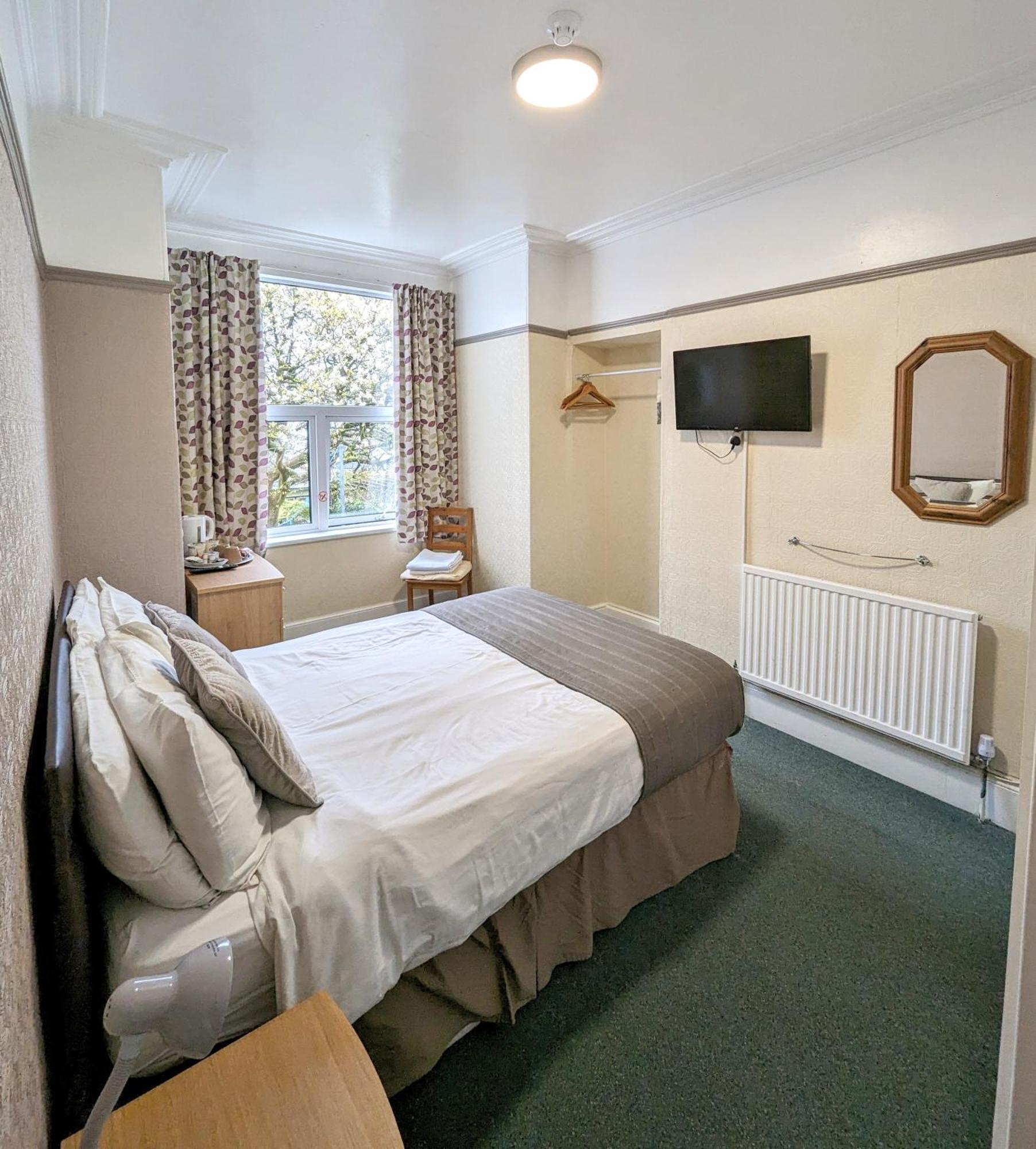 Double Room,974819623:JPEG