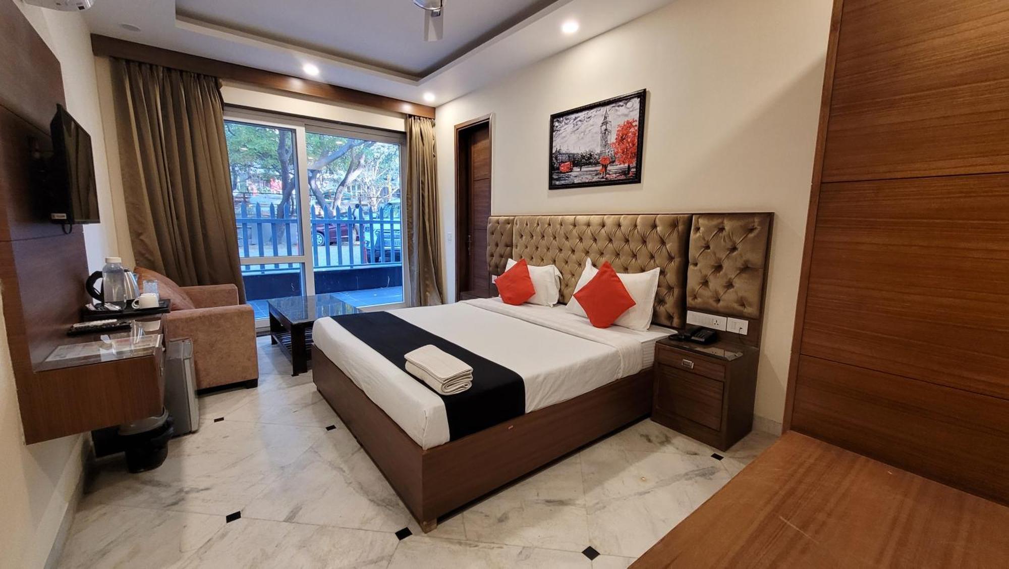 Superior Single Room