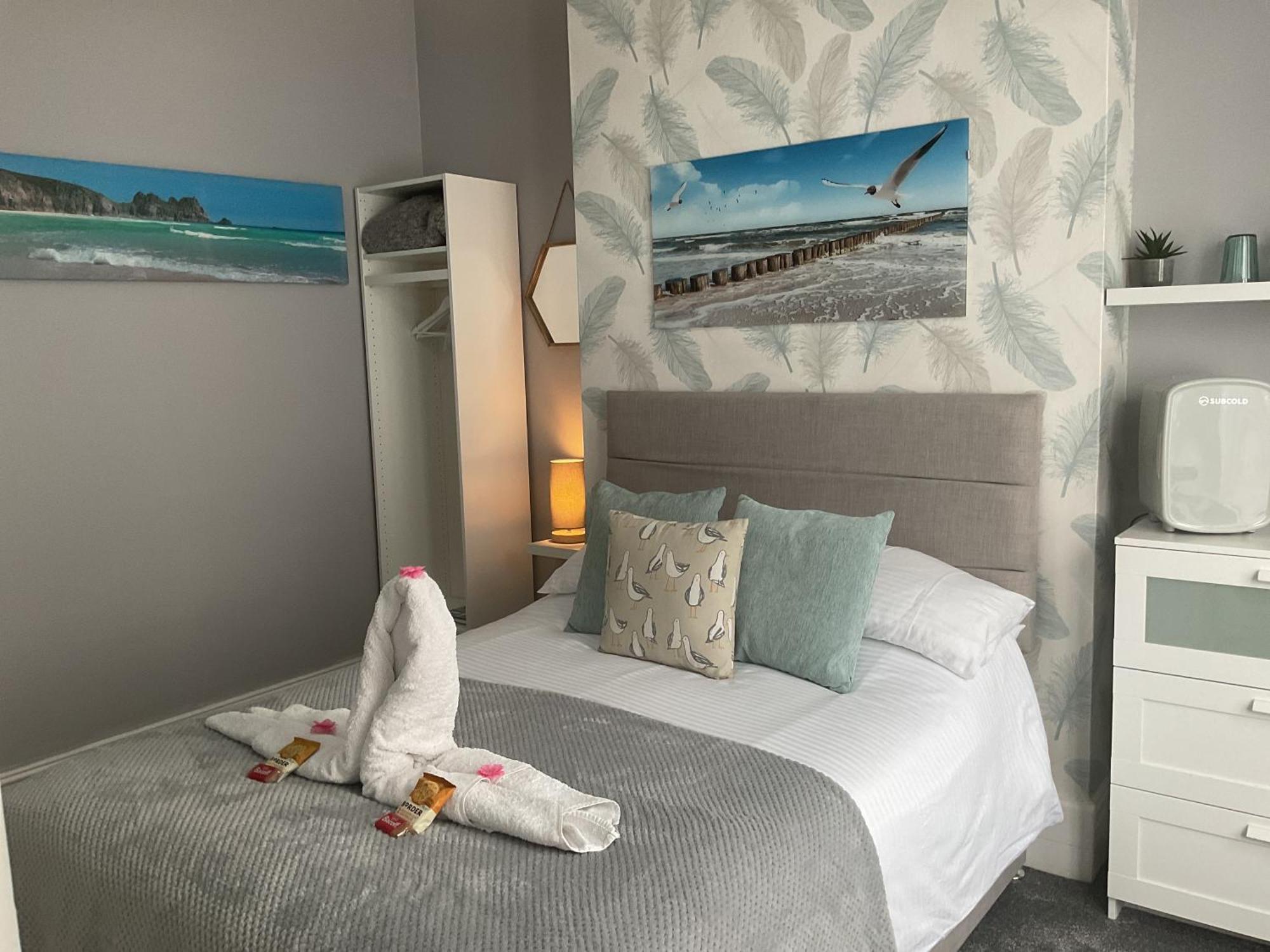 Deluxe Double Room with Shower