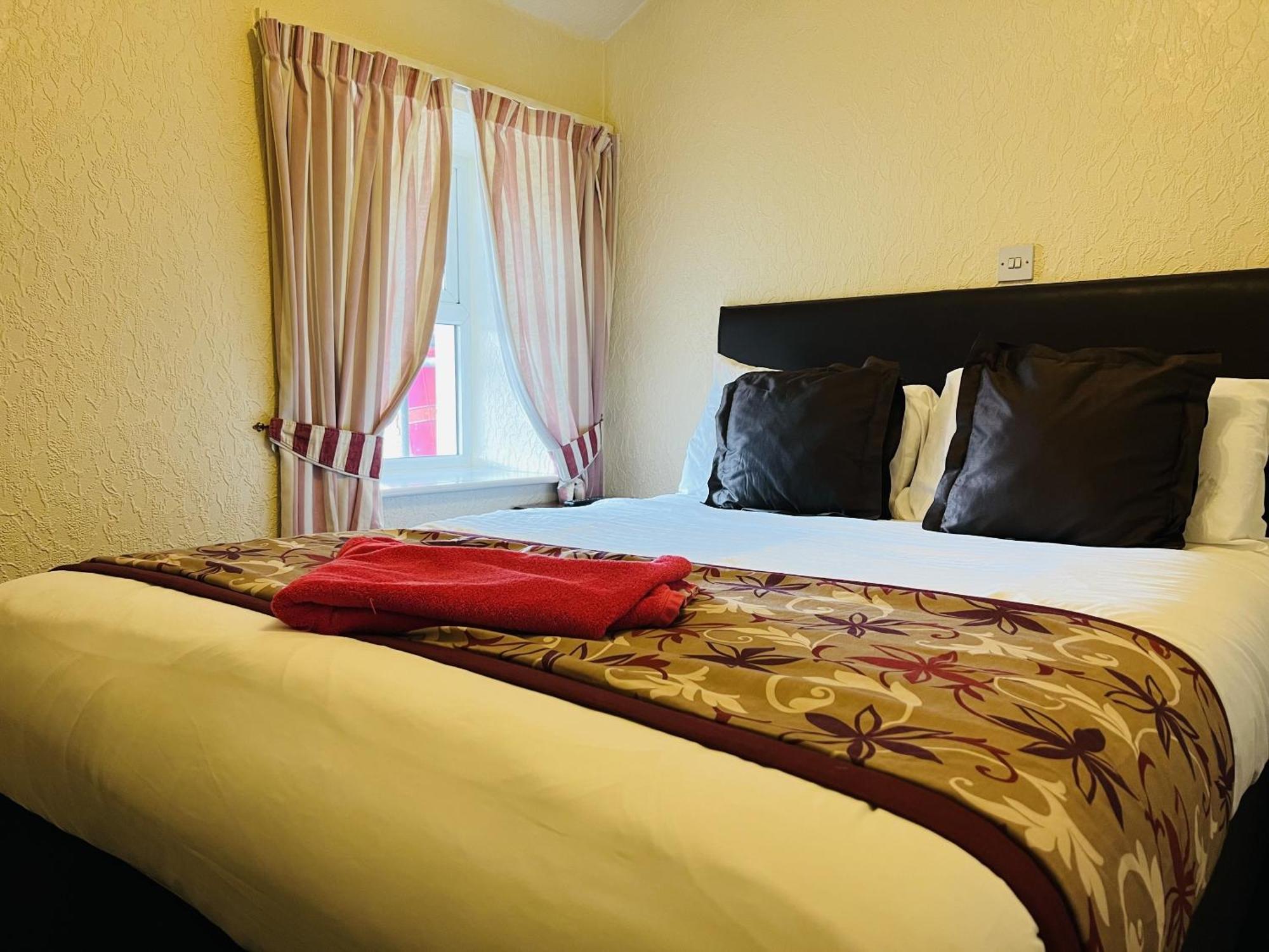 Large Double Room