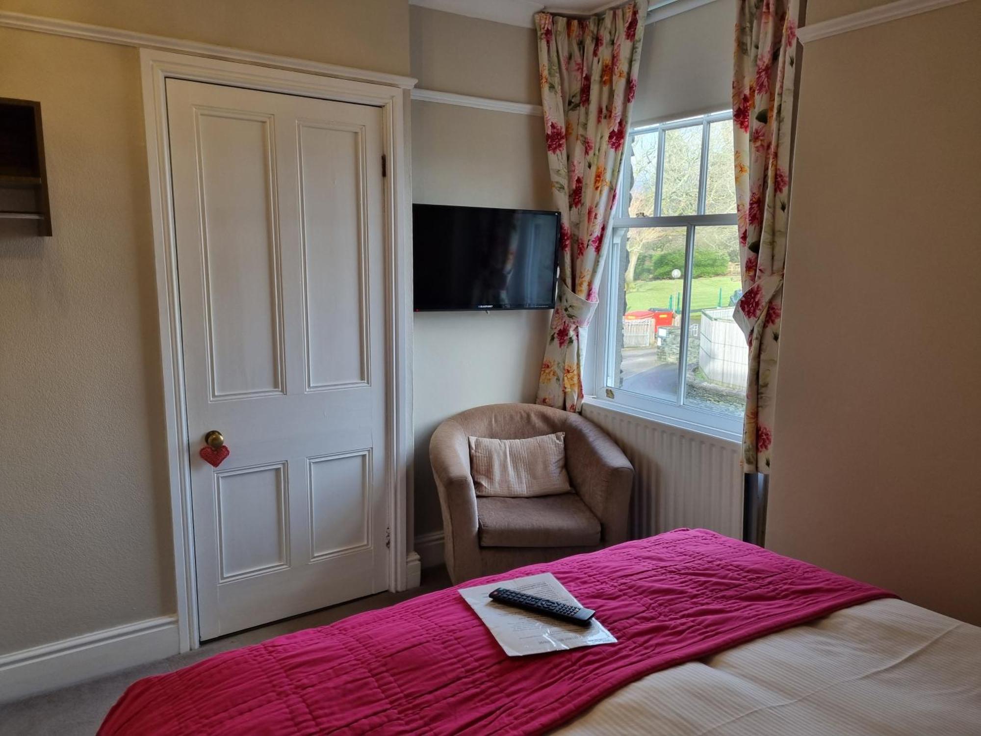 Standard Double Room with En-Suite Shower Room