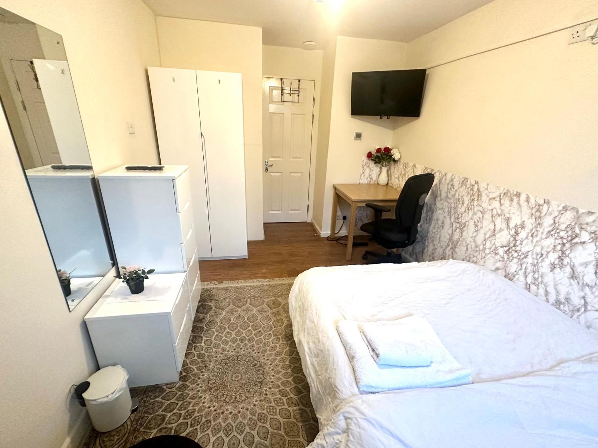 Double Room,1646263247:JPEG