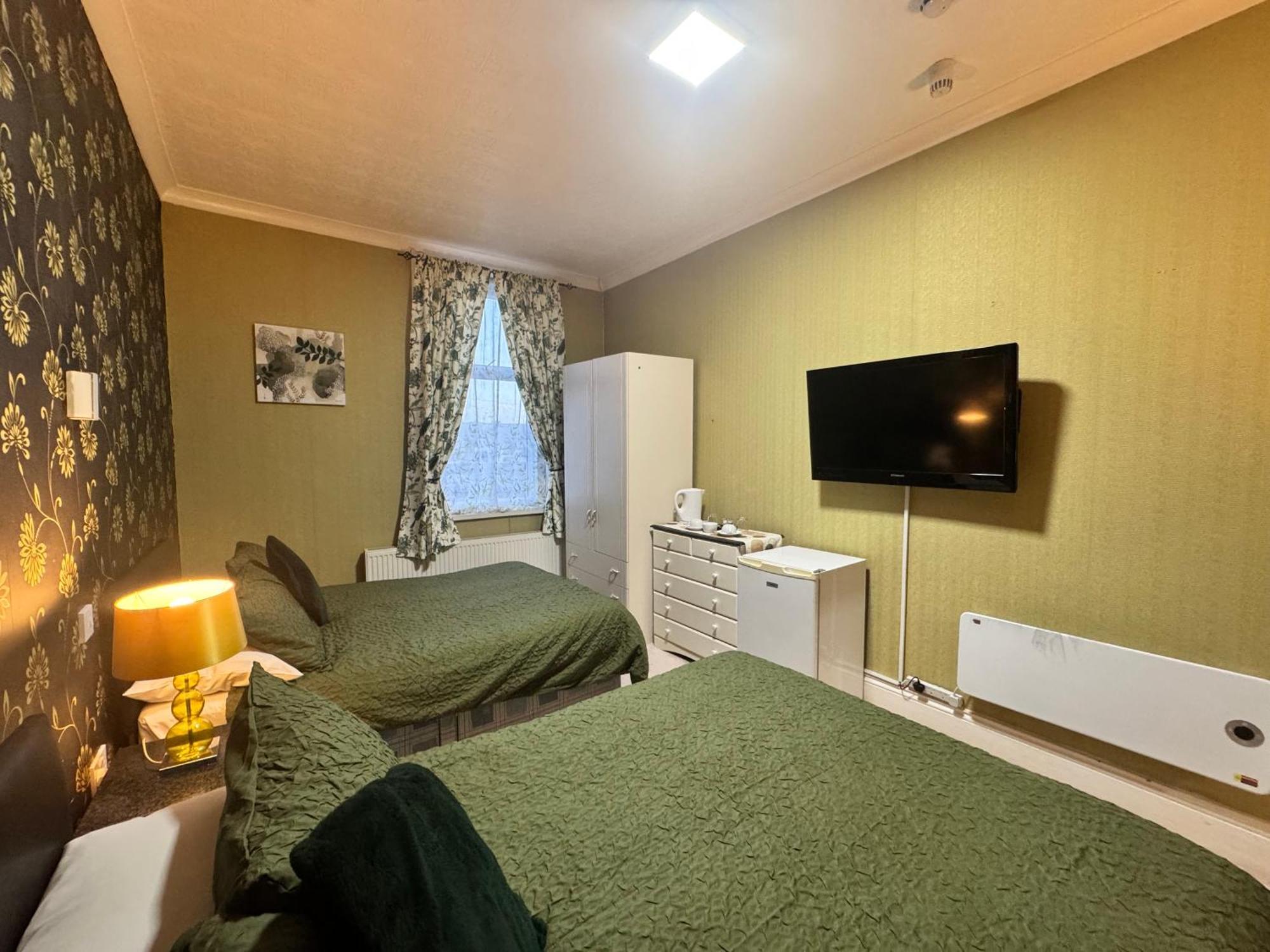 Quadruple Room,1647037618:JPEG