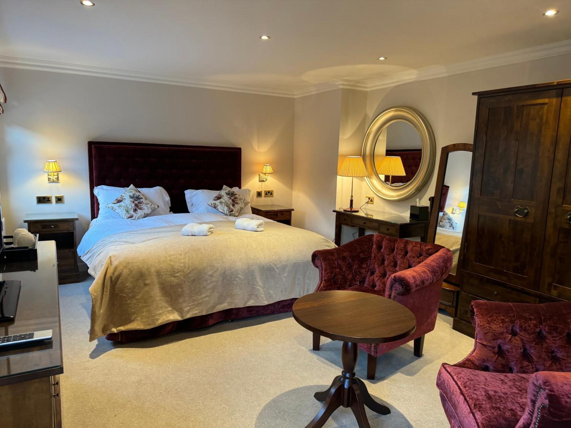 Deluxe Room,1660499757:JPEG