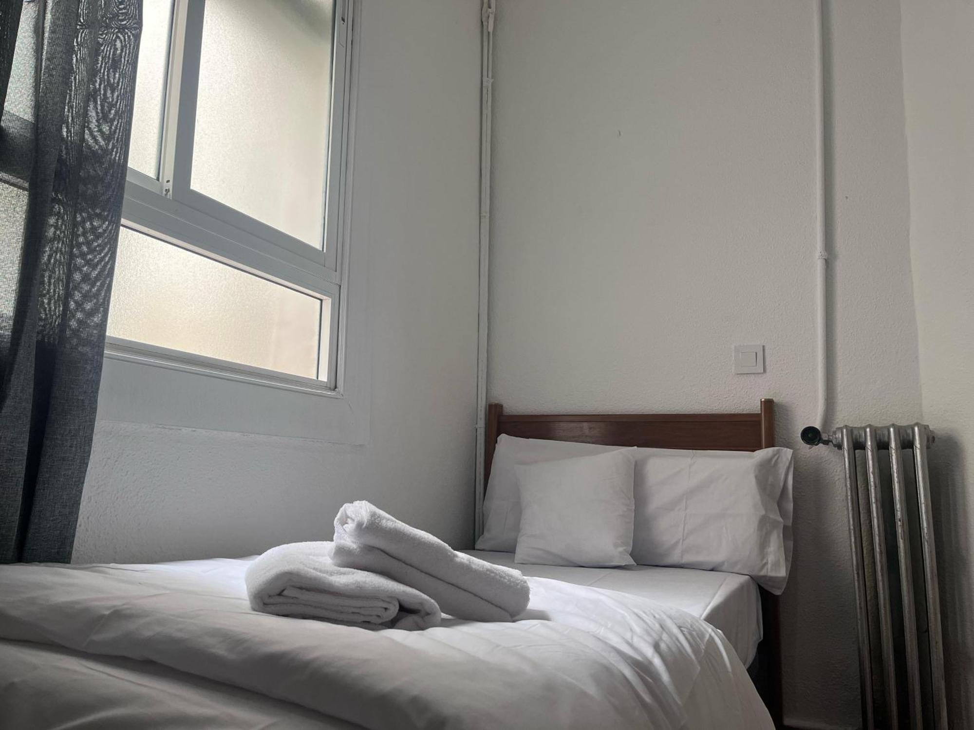 Small Single Room