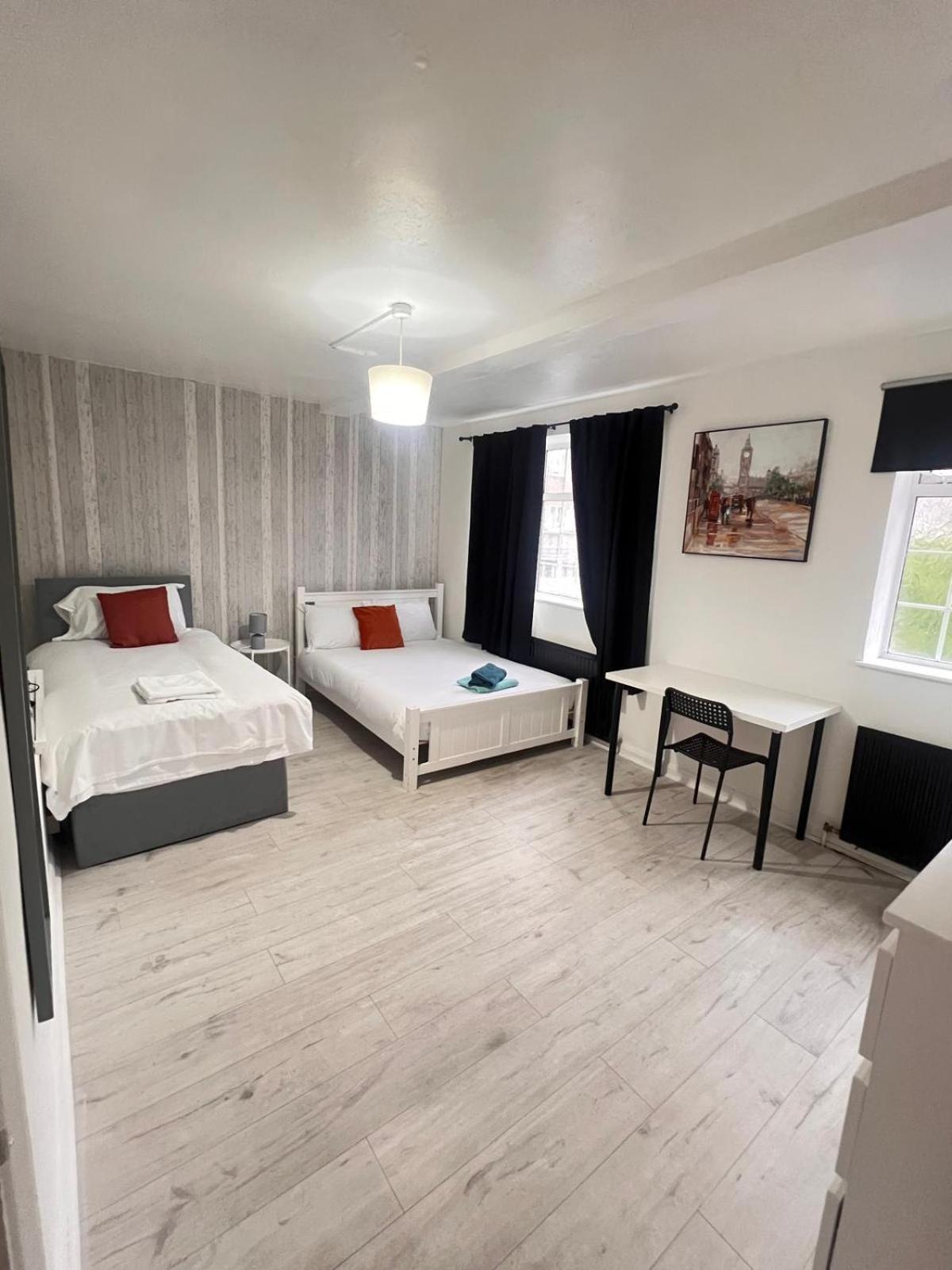 Basic Triple Room
