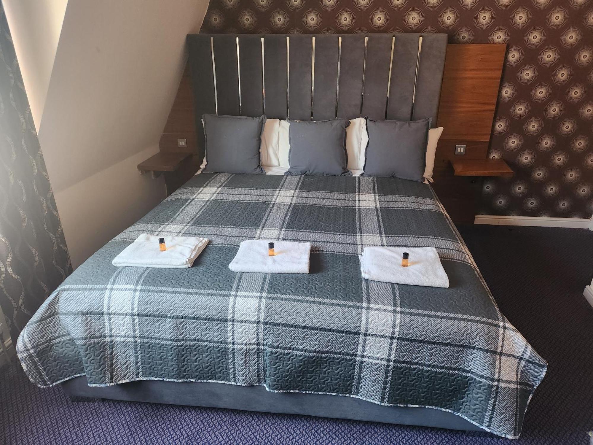 Superior King Room,1666657420:JPEG
