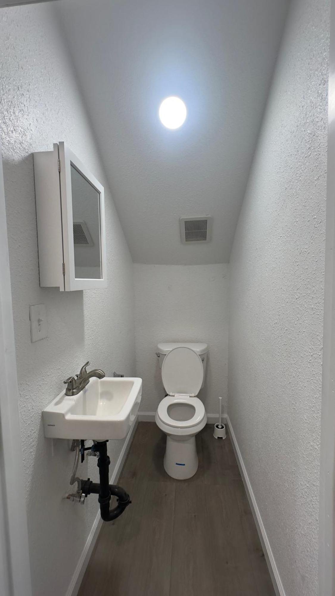Single Room with Shared Shower and Toilet