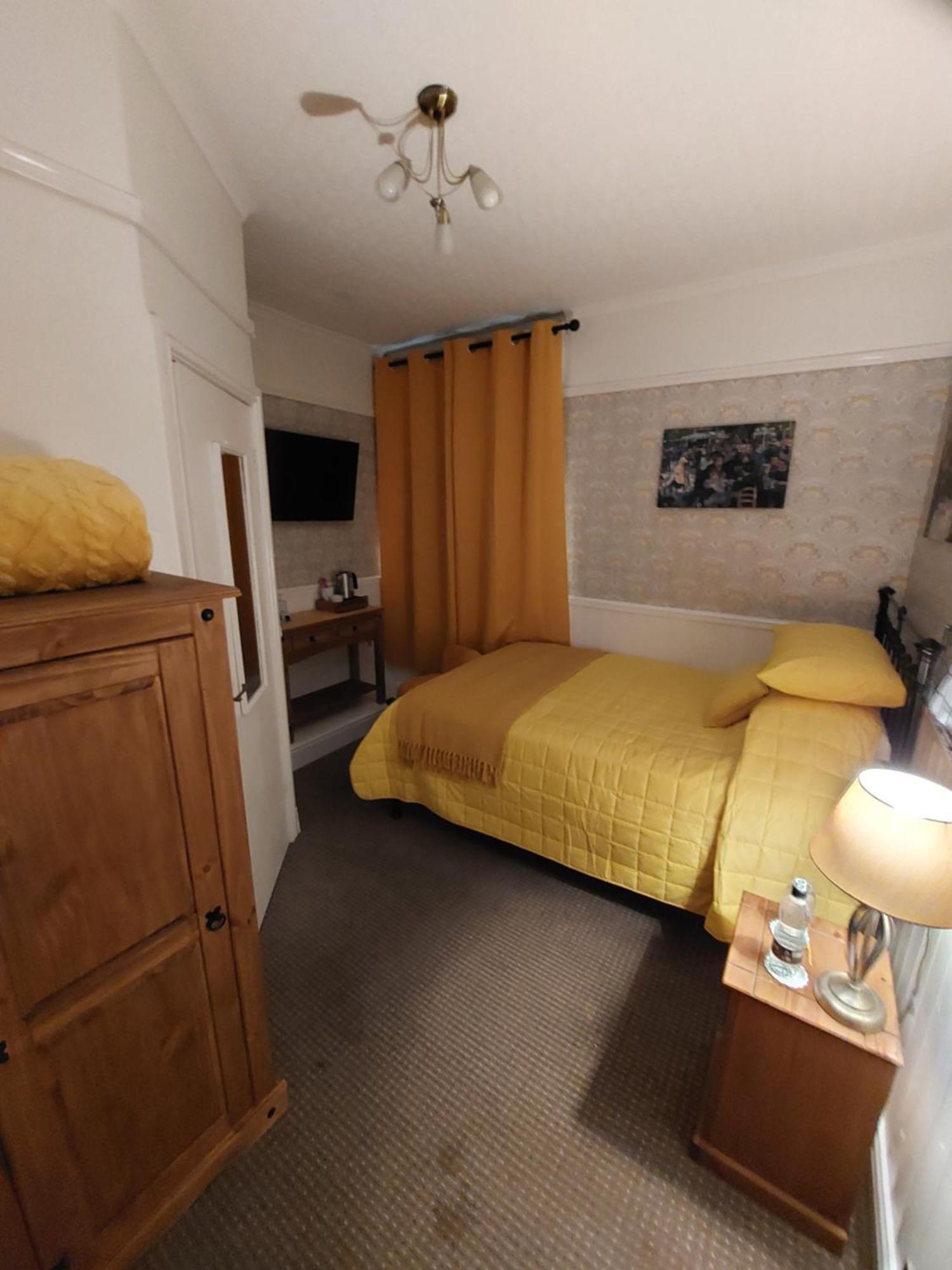 Superior Single Room,1671898763:JPEG