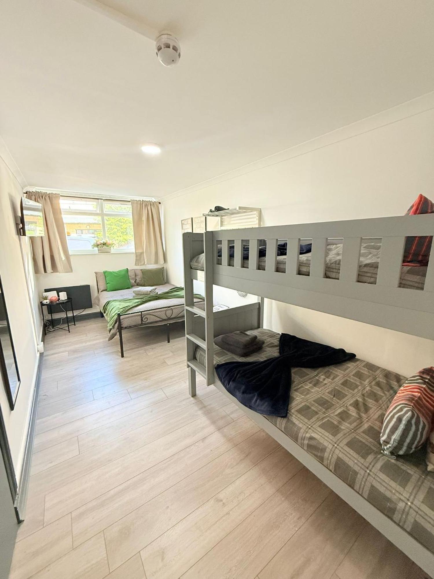 Economy Quadruple Room
