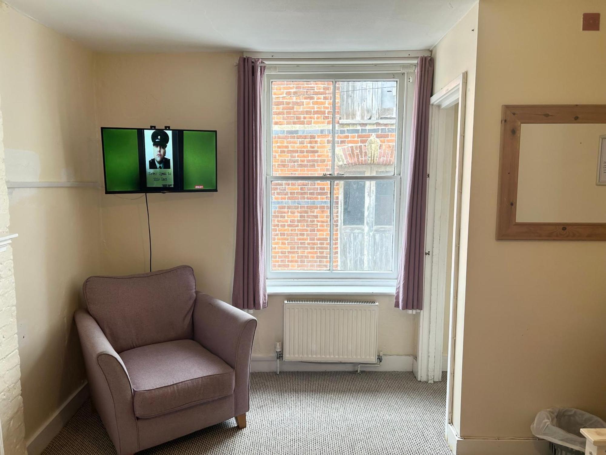 Twin Room,1706826141:JPEG