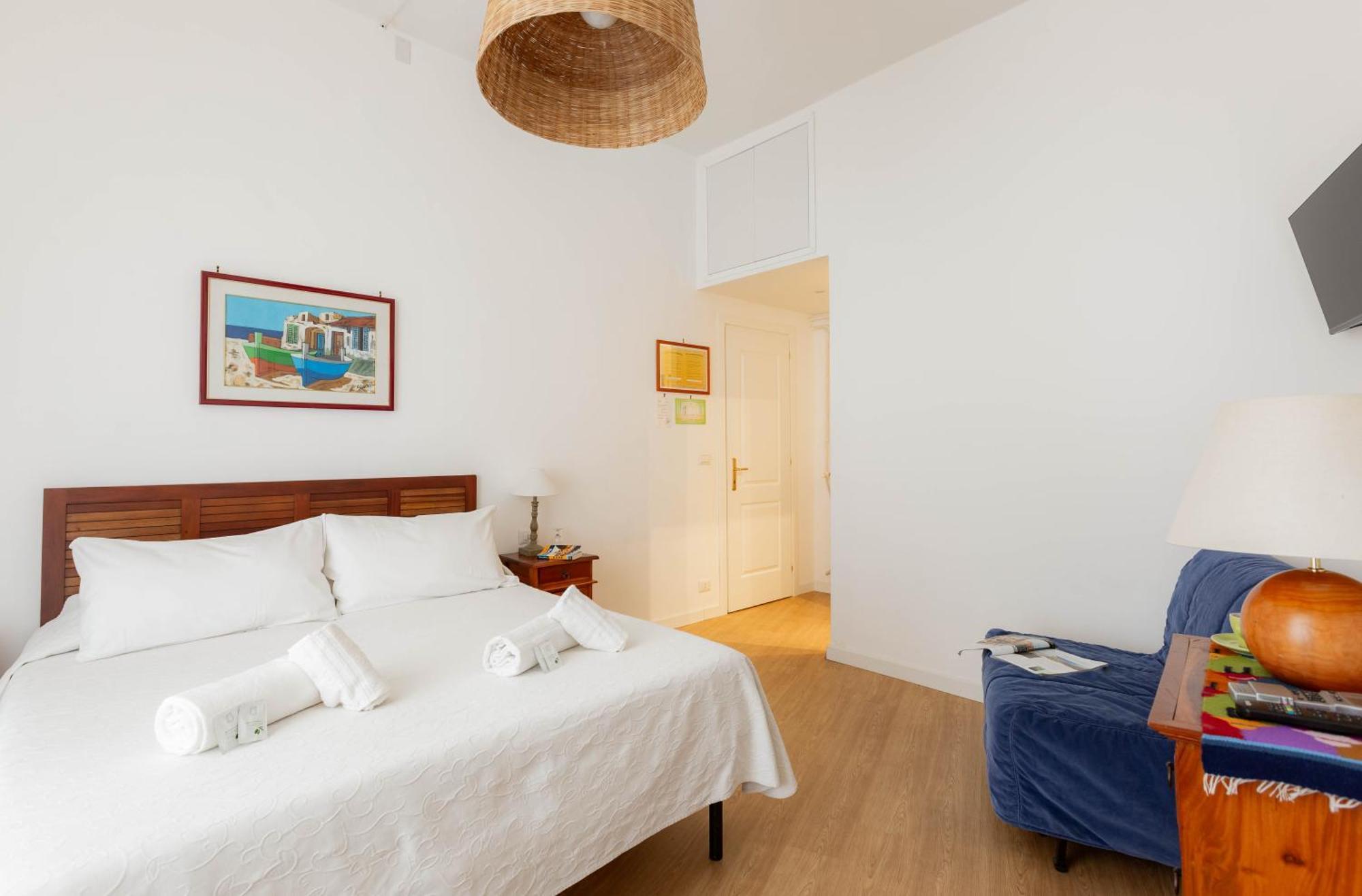 Triple Room with Private Bathroom