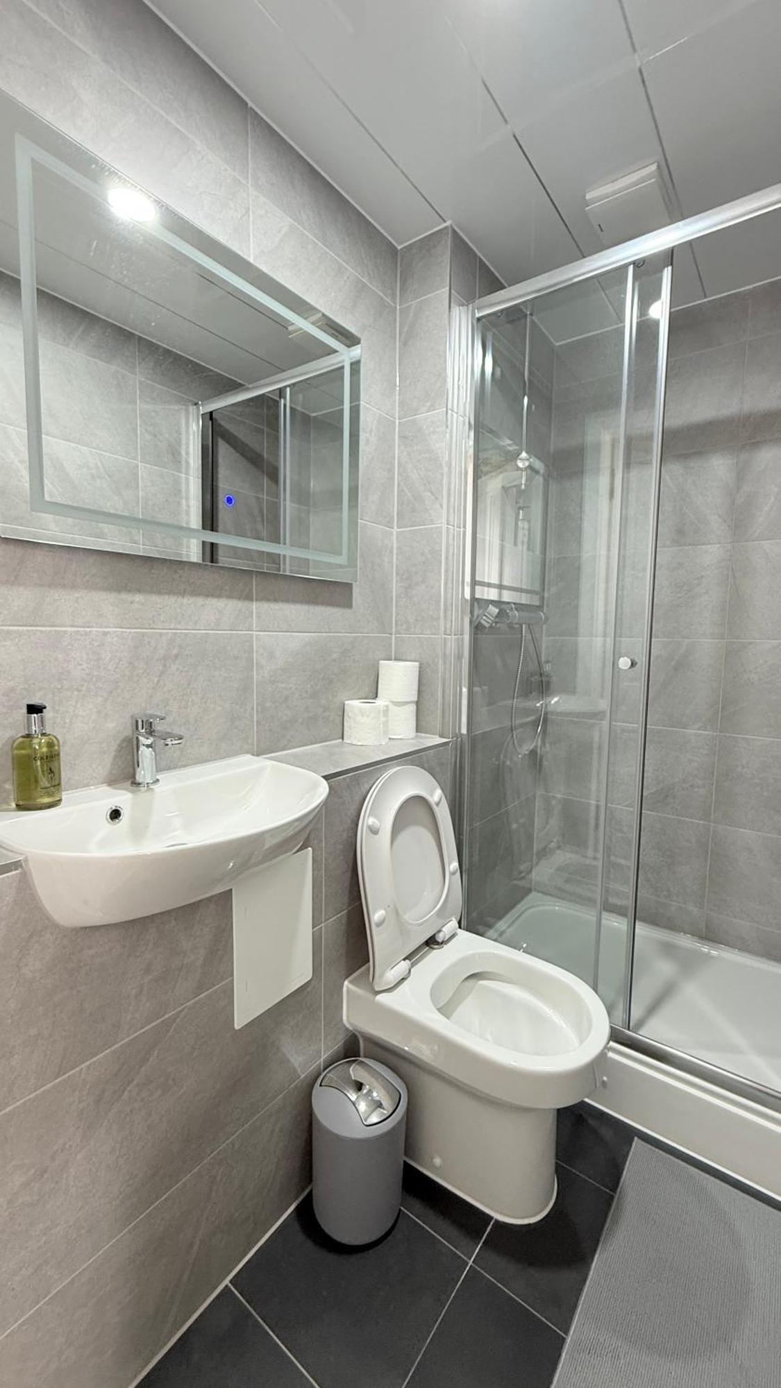 Double Room Private Bathroom,1711196988:JPEG