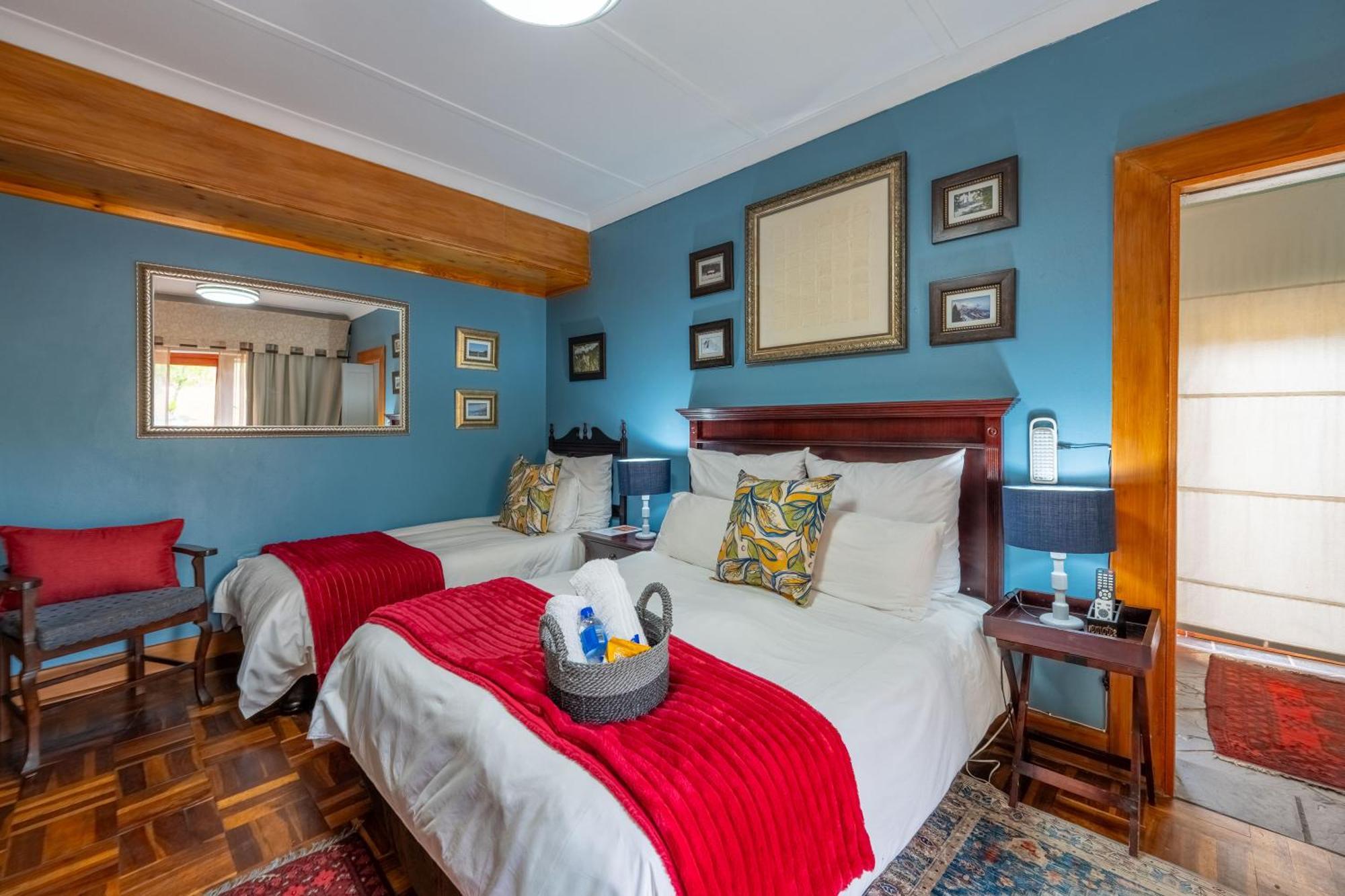 Deluxe Queen Room