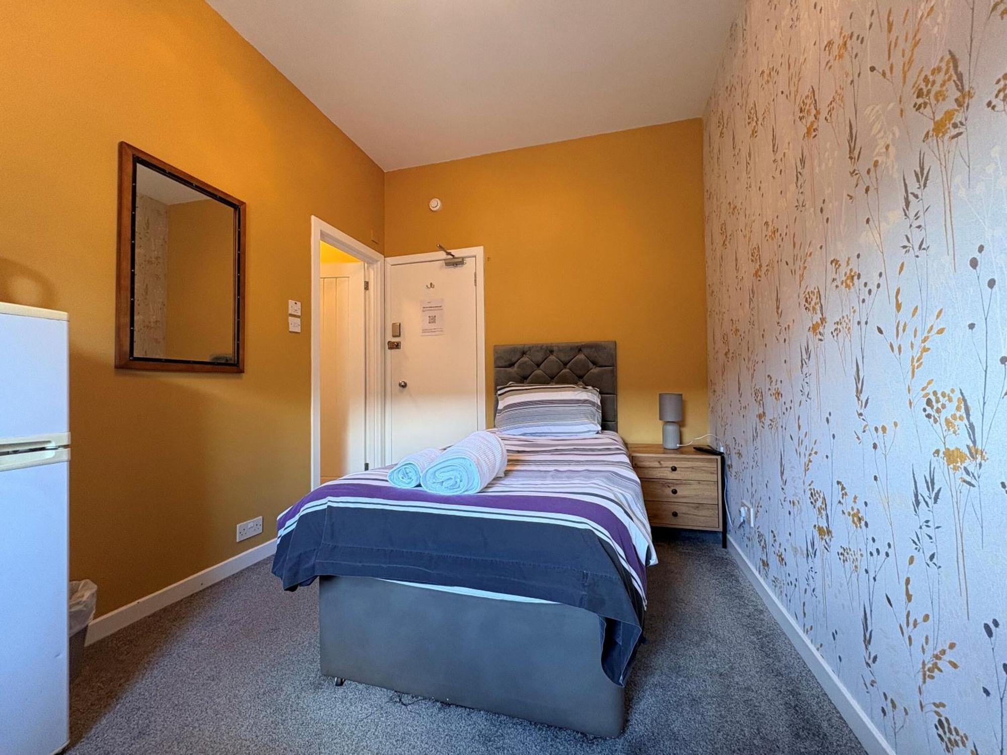 Budget Single Room
