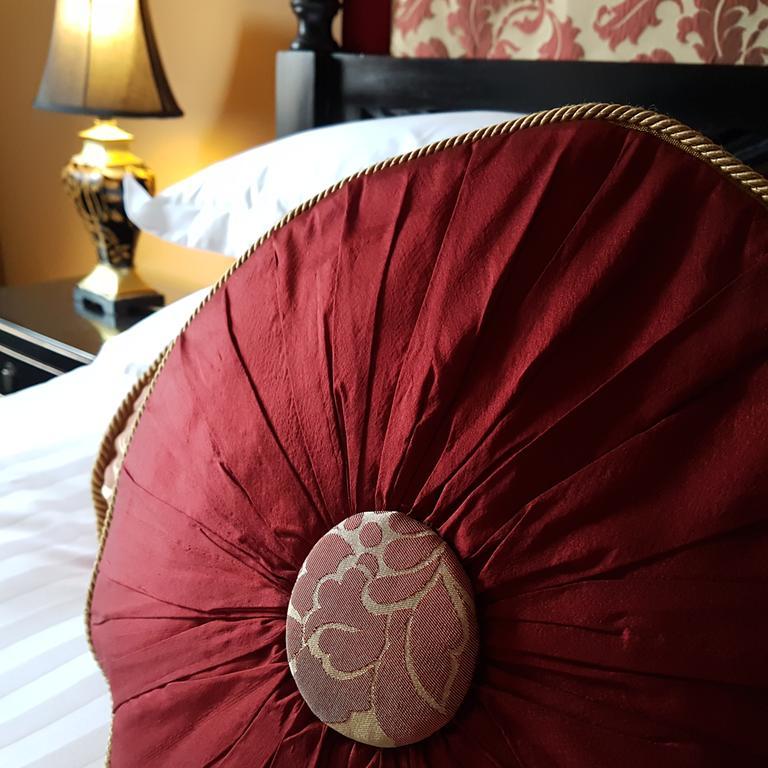 Deluxe King Room,216502124:JPEG