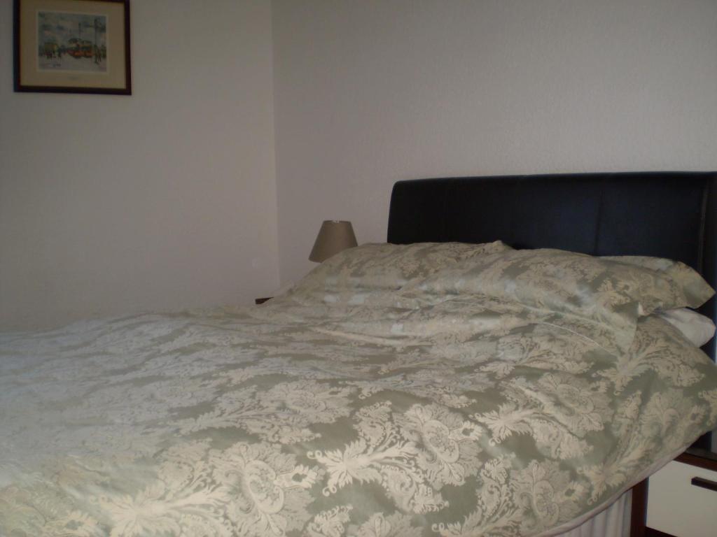 Twin Room with Bathroom