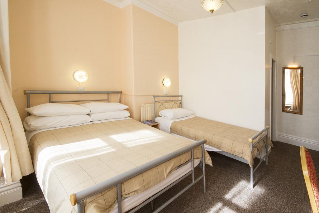 Triple Room,345822133:JPEG