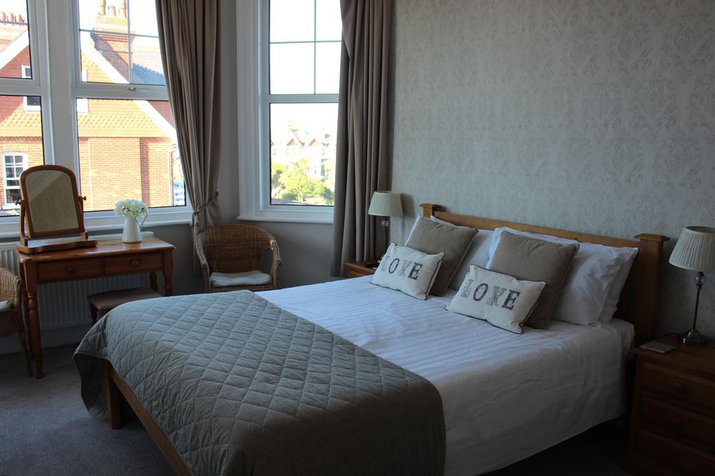 Standard King Room,407453451:JPEG